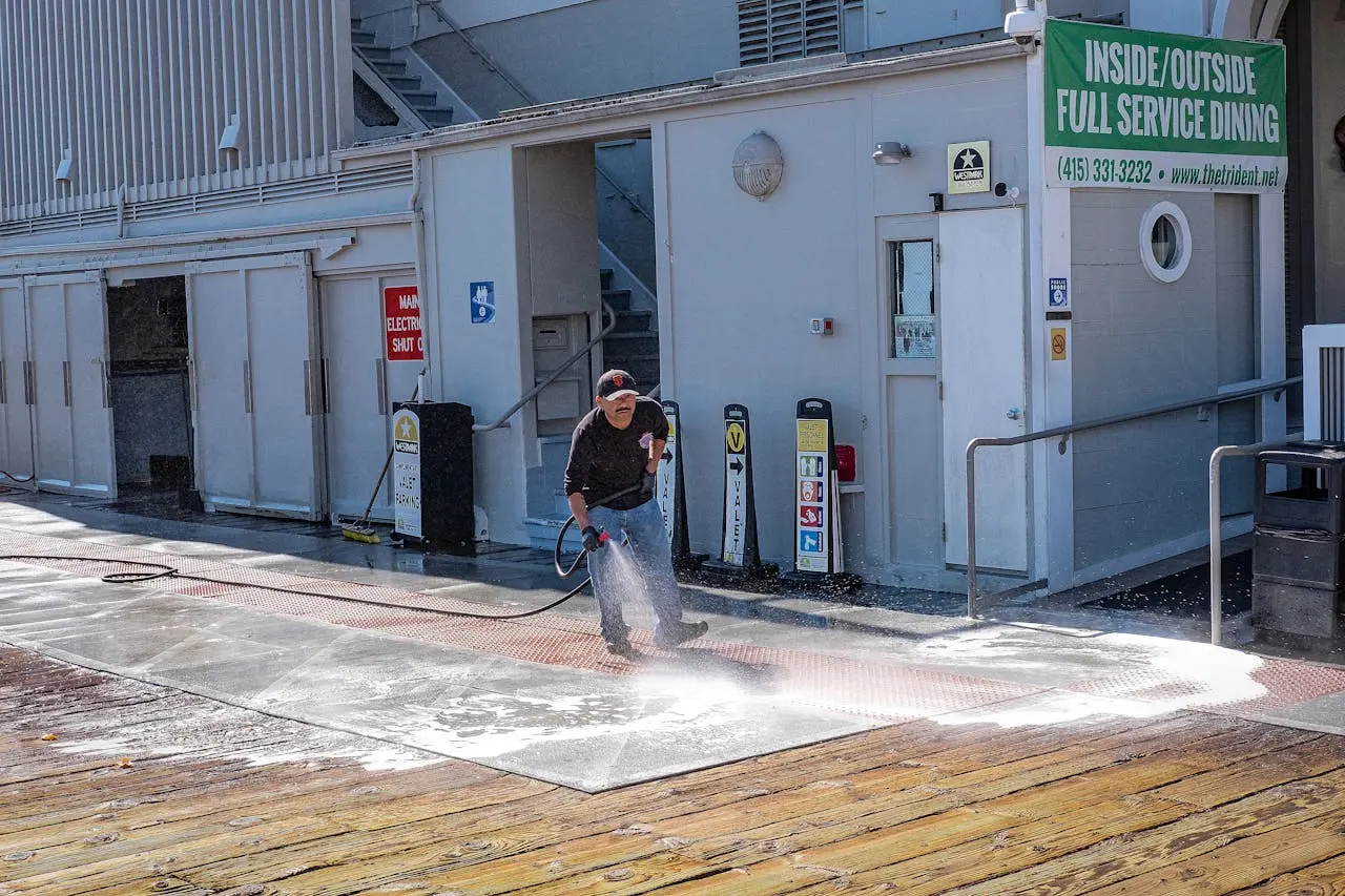 Warehouse & Industrial Floor Cleaning